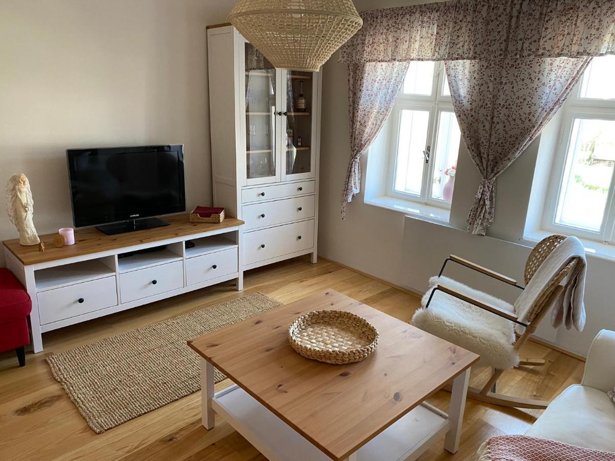 Nad Slováckým sklípkem Tupesy Exterior foto